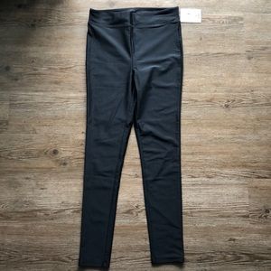 Forever 21 Black Leggings Size Medium NTW